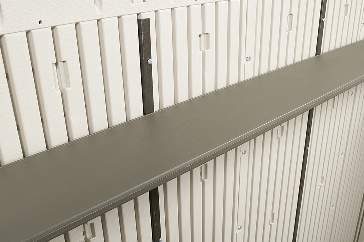 Сарай (хозблок) пластиковый LifeTime 15x8 DD 60079 габариты 239 х 452 см с двускатной крышей для дачи или загородного дома